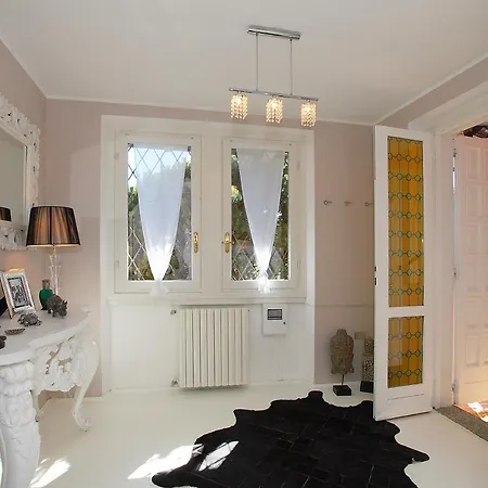 ヴィラ Sleeps 6 *