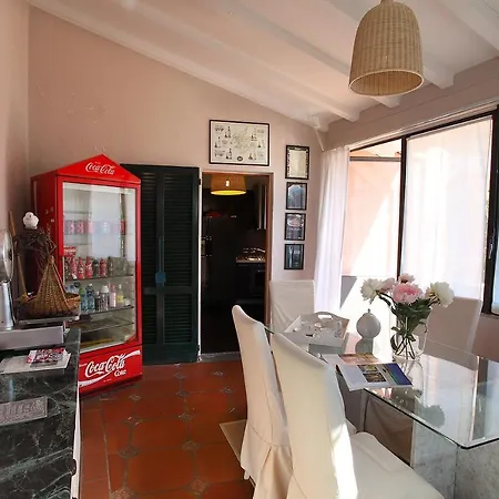 Sleeps 6 ヴィラ