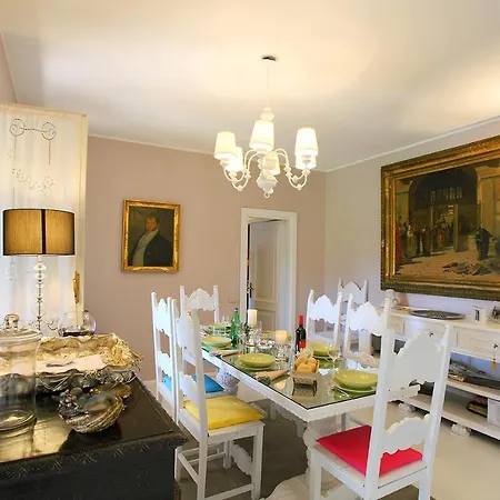 Sleeps 6 ヴィラ *