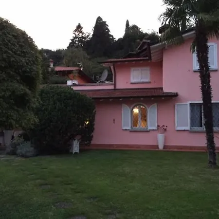 Sleeps 6 ヴィラ