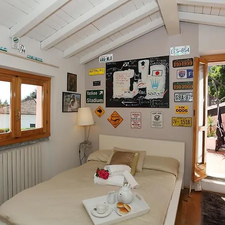 Sleeps 6 *