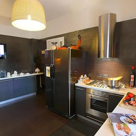 ヴィラ Sleeps 6